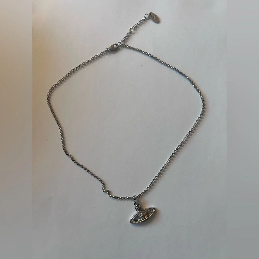 Vivienne Westwood Mini Bas Relief Necklace Choker - Picture 1 of 11